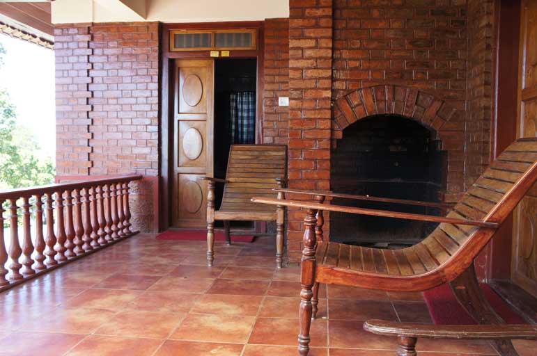 Munnar Gap Road Cottage Balcony