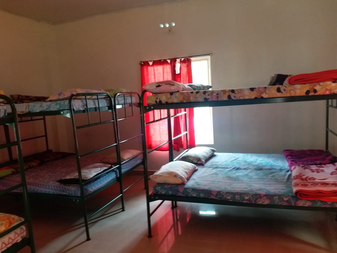  Munnar dormitory bedroom2