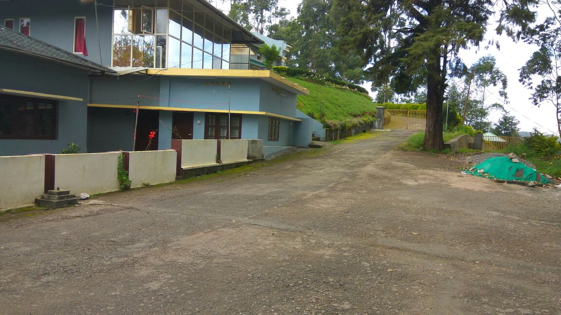  dormitory cottage restroom