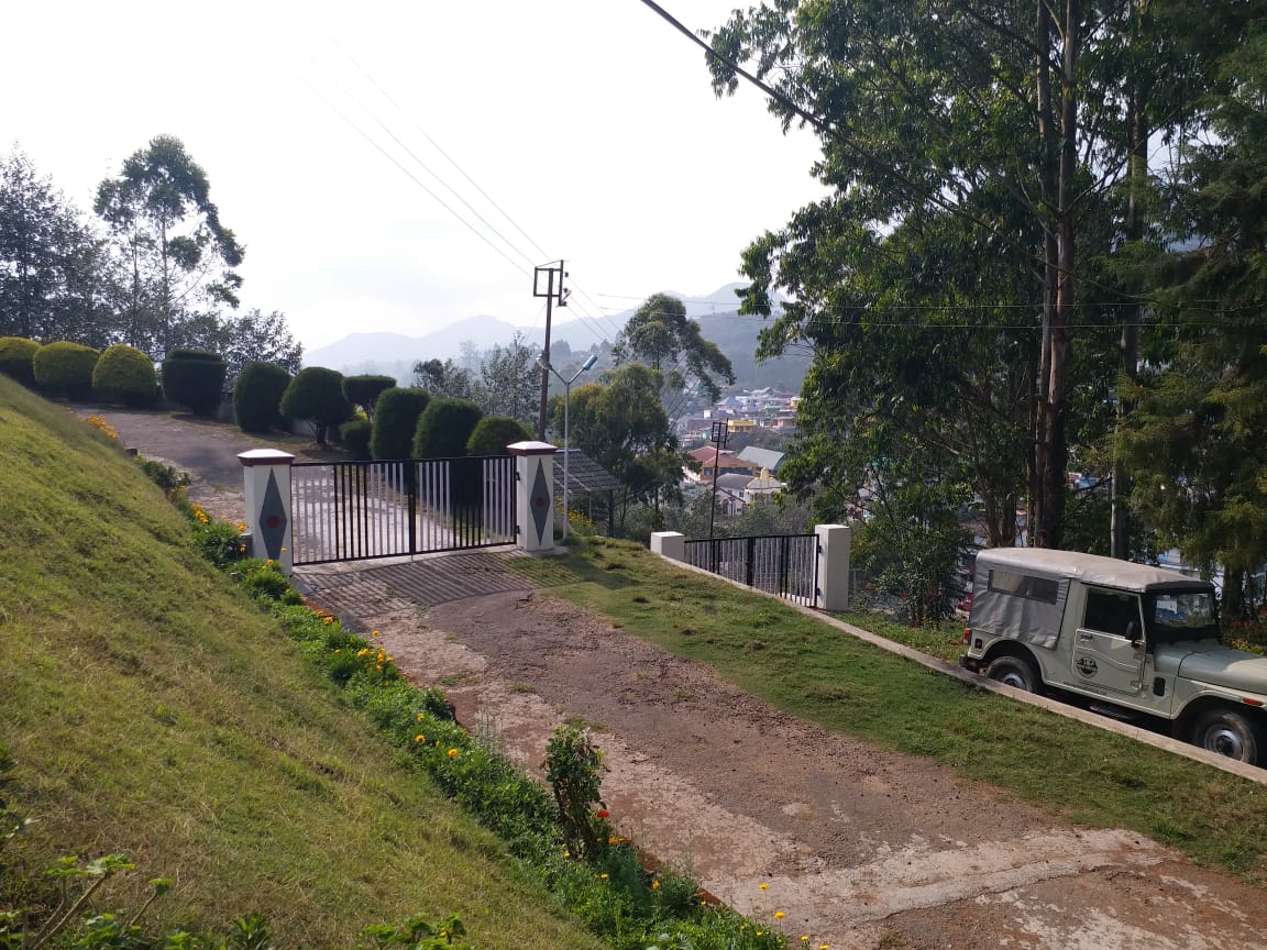  Munnar dormitory restroom