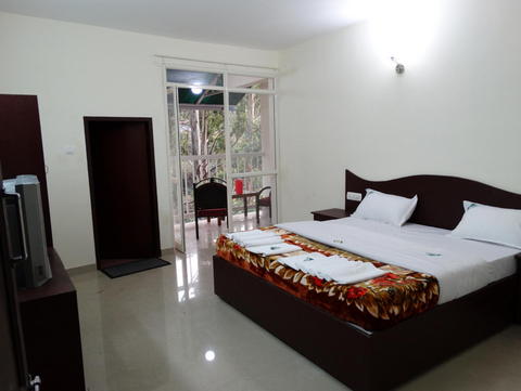 Eden holidays Munnar Cottage Bedroom