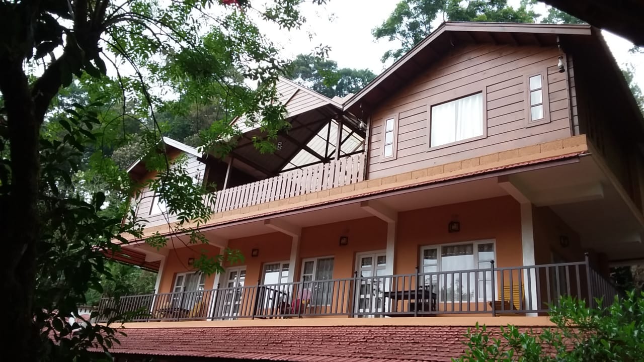 Munnar Luxury Ollivebrook Bungalow