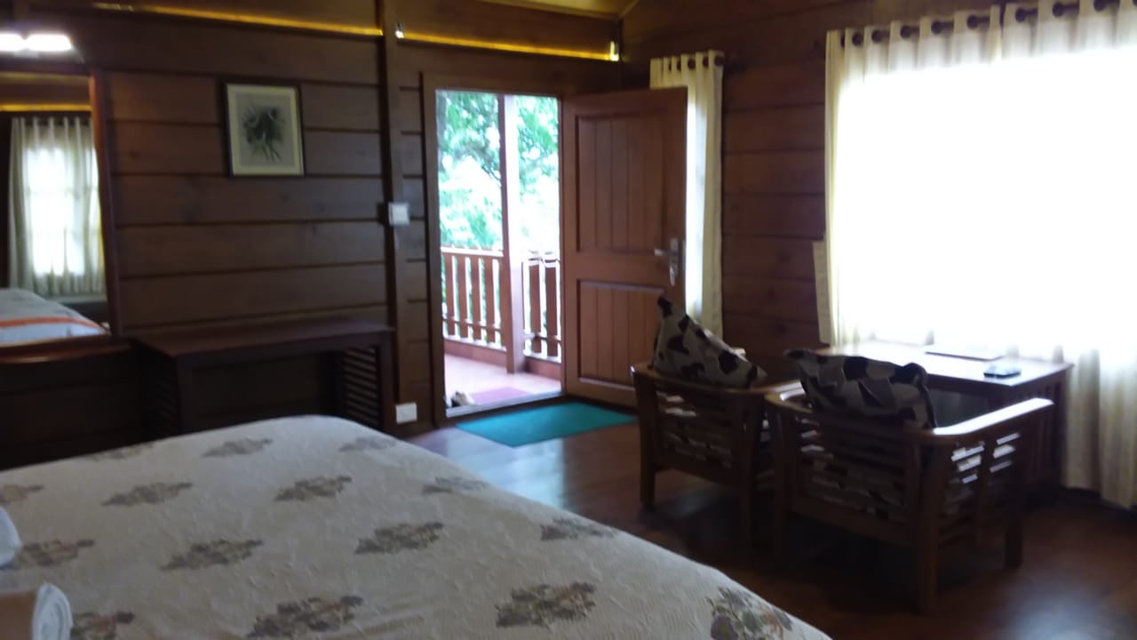 Munnar Luxury Ollivebrook Bungalow